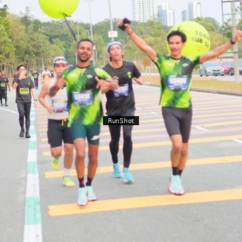 Runner Photo 5673527