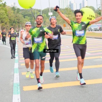 Runner Photo 5673528