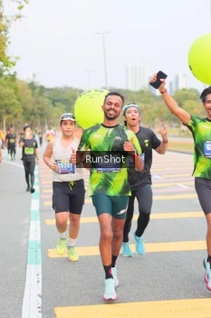 Runner Photo 5673544
