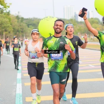 Runner Photo 5673548