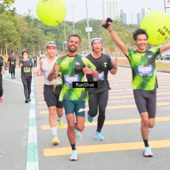 Runner Photo 5673551