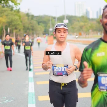 Runner Photo 5673555