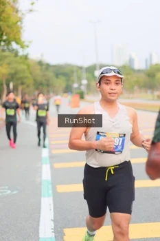 Runner Photo 5673556