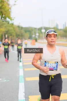 Runner Photo 5673557