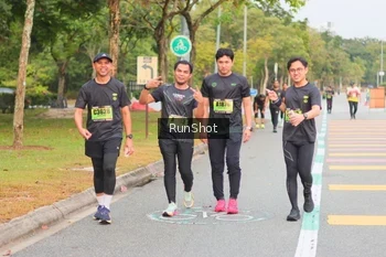 Runner Photo 5673598