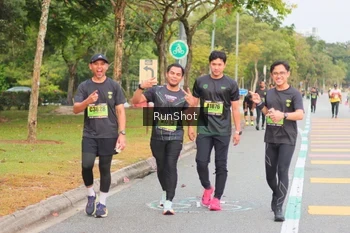 Runner Photo 5673607