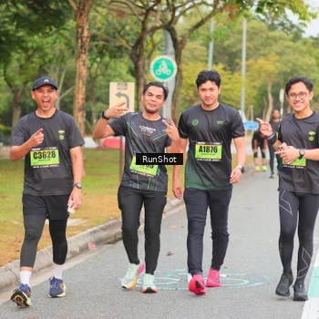 Runner Photo 5673611