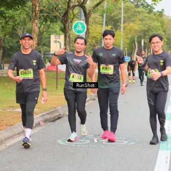 Runner Photo 5673616
