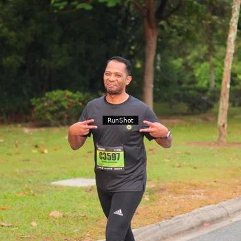 Runner Photo 5673634