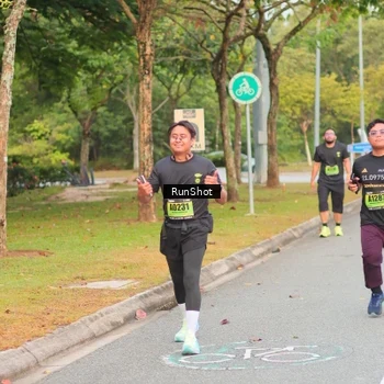 Runner Photo 5673641