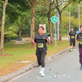 Runner Photo 5673647