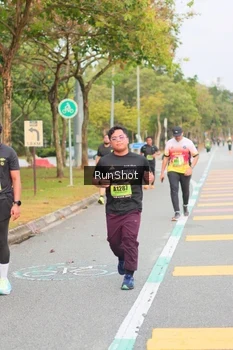 Runner Photo 5673655