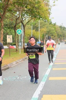 Runner Photo 5673658