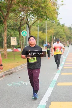 Runner Photo 5673666