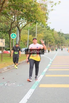 Runner Photo 5673677