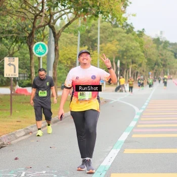 Runner Photo 5673679