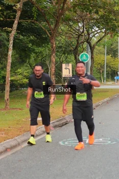 Runner Photo 5673704