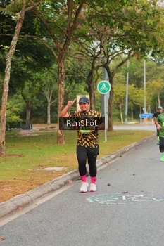 Runner Photo 5673715