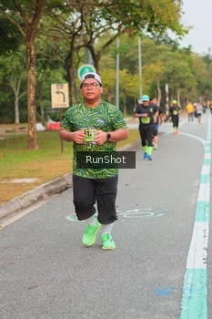 Runner Photo 5673735