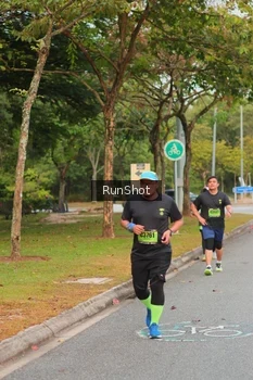 Runner Photo 5673743