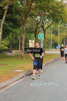 Runner Photo 5673748