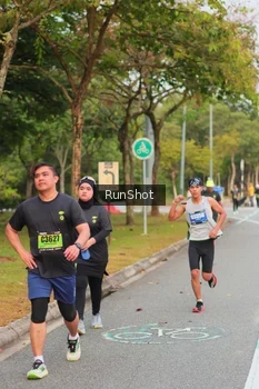 Runner Photo 5673758