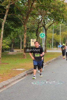 Runner Photo 5673759