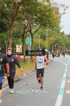 Runner Photo 5673761