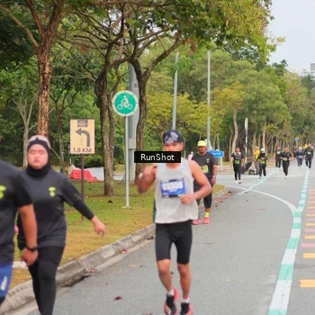 Runner Photo 5673763