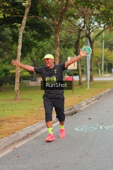 Runner Photo 5673789