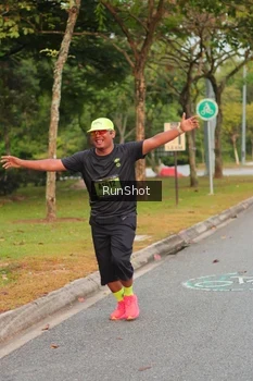 Runner Photo 5673795
