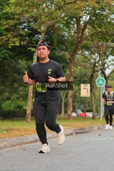 Runner Photo 5673807