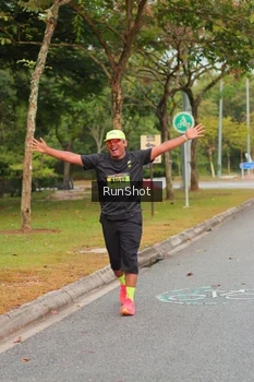 Runner Photo 5673810