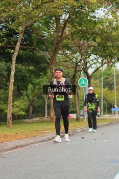 Runner Photo 5673818