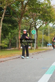 Runner Photo 5673828