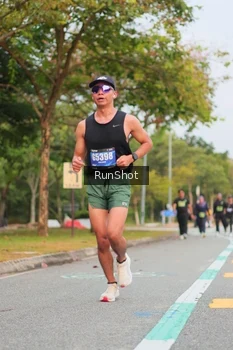 Runner Photo 5673845