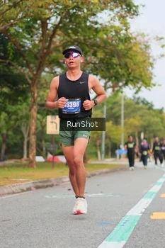 Runner Photo 5673846