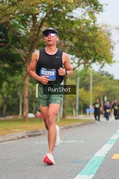 Runner Photo 5673849
