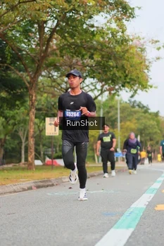 Runner Photo 5673855