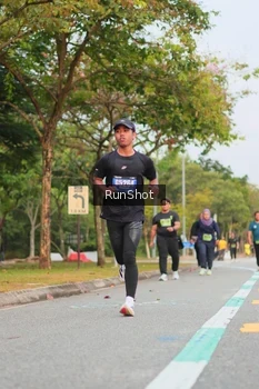 Runner Photo 5673862
