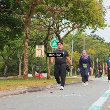 Runner Photo 5673866
