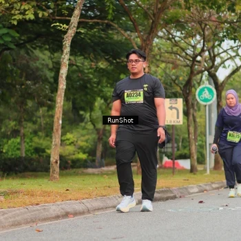 Runner Photo 5673869