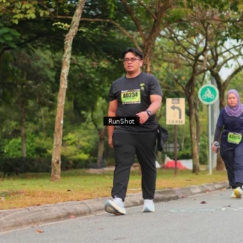 Runner Photo 5673875