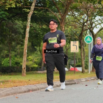 Runner Photo 5673876