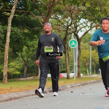 Runner Photo 5673911