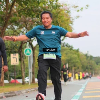 Runner Photo 5673918
