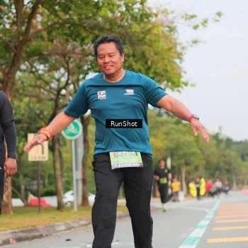 Runner Photo 5673921