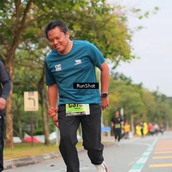 Runner Photo 5673922