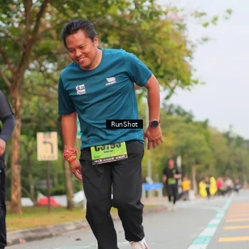 Runner Photo 5673924