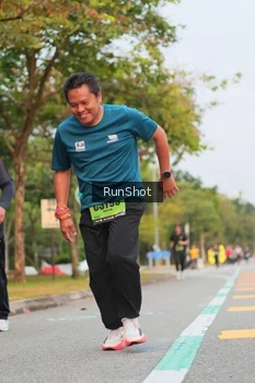 Runner Photo 5673925